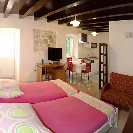 アパート ミランダ *